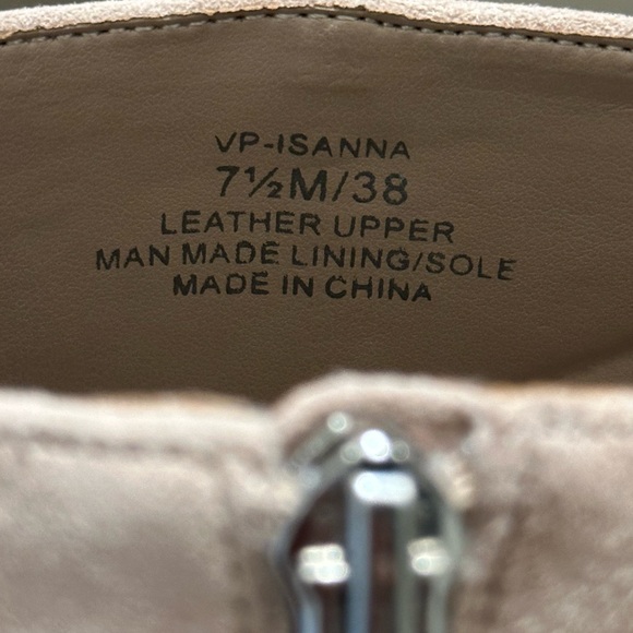 Vince Camuto Isanna Booties - Picture 11 of 16